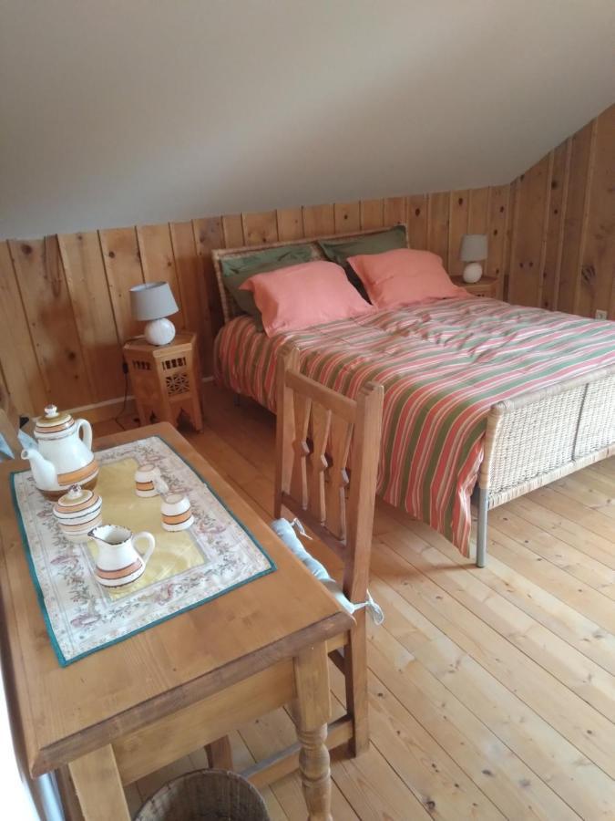 勒菲耶Les Dames De La Saugiat住宿加早餐旅馆 外观 照片