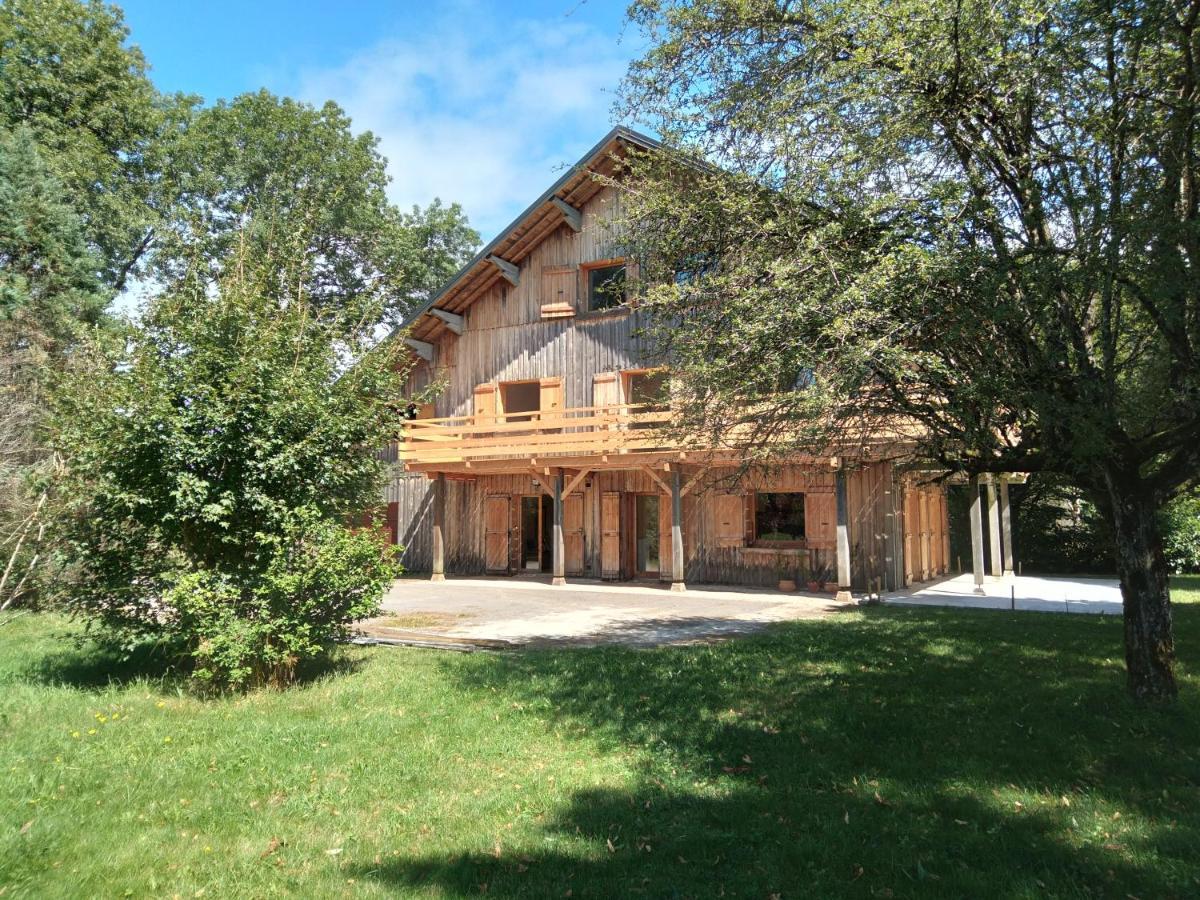 勒菲耶Les Dames De La Saugiat住宿加早餐旅馆 外观 照片